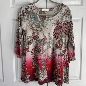 Clover + Pine‎ Medium Long Sleeved Paisley Tunic, Colorful Comfy casual